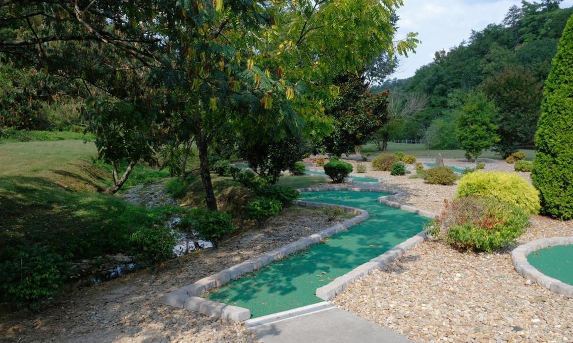 A Bear Creek Crib Villa Pigeon Forge Exterior photo